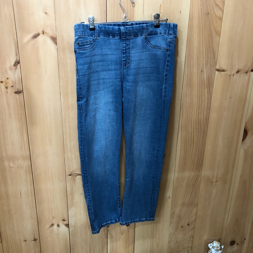 LIVERPOOL Women’s Pull Up Crop Jeans